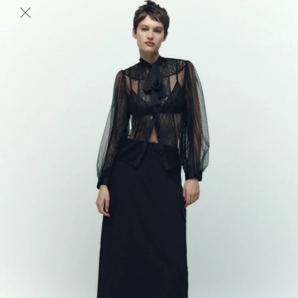 Zara Lace Shirt - Picture 3 of 6